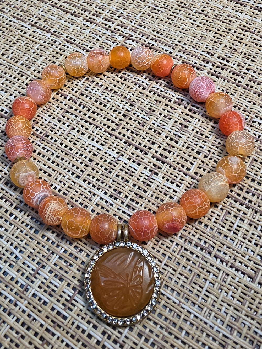 Orange Dragon Vein Agate Beaded Bracelet with Carved Carnelian Pendant